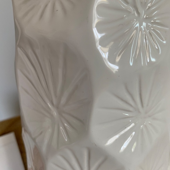 Tall white pitcher & vase - Picture 3 of 6